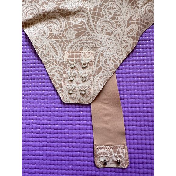 $178 Body By Julia Haart Powersuit Beige 32C/S Tummy control shapewear bodysuit - Picture 10 of 10